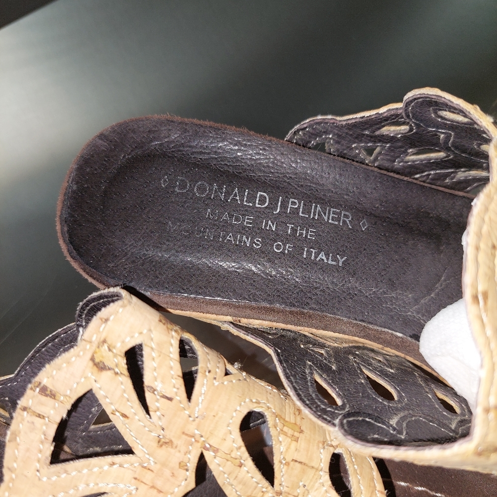 Sandles - Picture 3 of 6